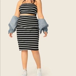 NAVY STRIPED BANDEAU TOP WITH SKIRT SZ XL